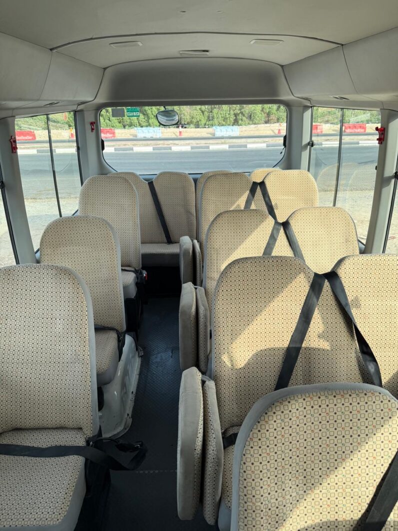 TOYOTA COASTER